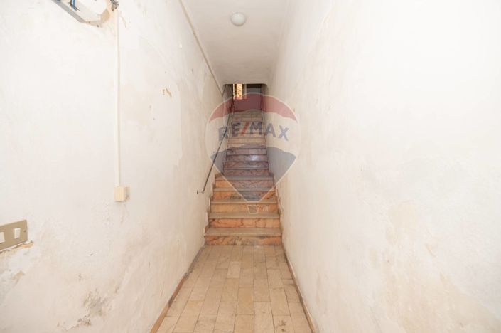 Image No.5-Appartement de 1 chambre à vendre à Caltagirone