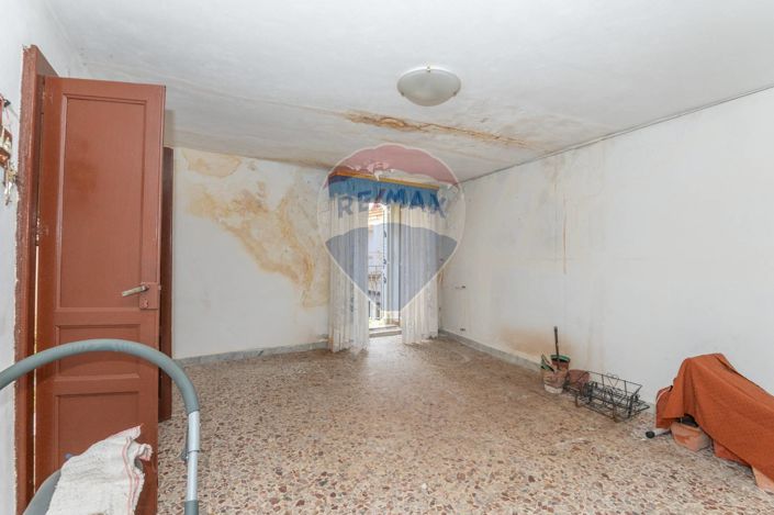 Image No.4-Maison de 2 chambres à vendre à Caltagirone