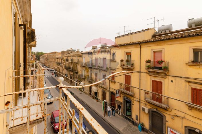 Image No.18-Appartement de 2 chambres à vendre à Caltagirone