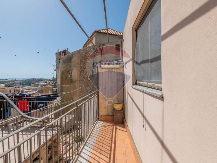 Image No.20-Maison de 2 chambres à vendre à Caltagirone