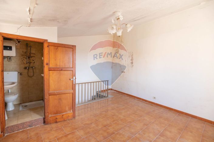 Image No.2-Maison de 3 chambres à vendre à Caltagirone