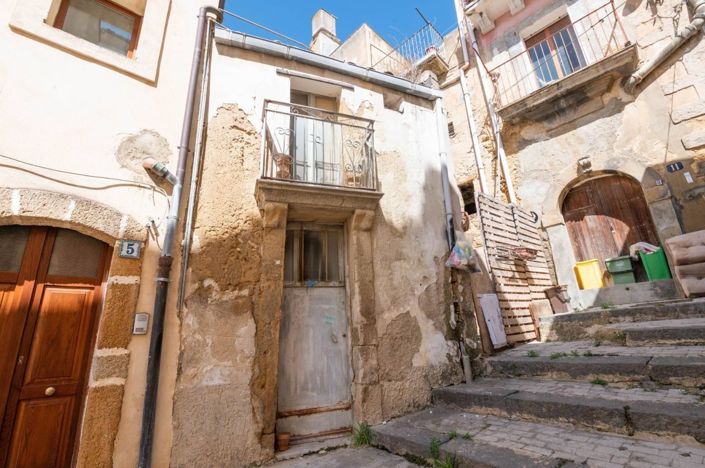 Image No.22-Maison de 3 chambres à vendre à Caltagirone