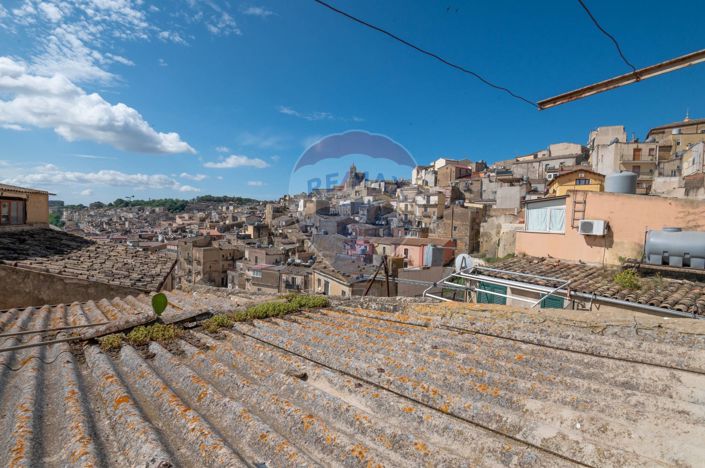 Image No.26-Maison de 3 chambres à vendre à Caltagirone