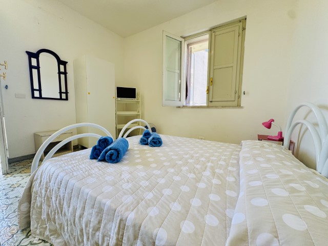 Image No.11-5 Bed Villa for sale