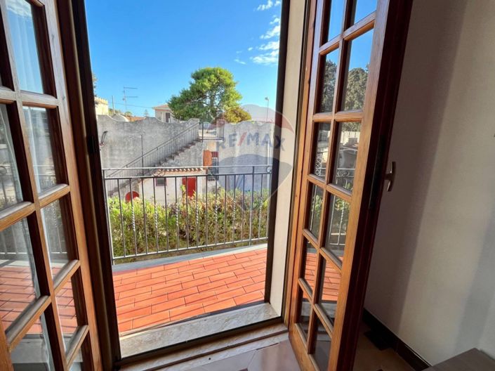 Image No.15-6 Bed Villa for sale