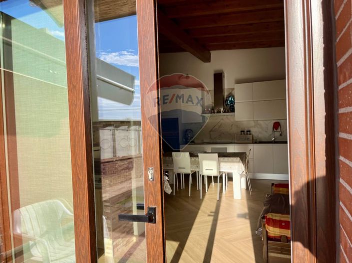 Image No.35-6 Bed Villa for sale