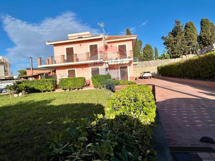 Image No.46-6 Bed Villa for sale