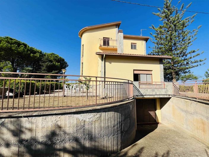 Image No.32-6 Bed Villa for sale