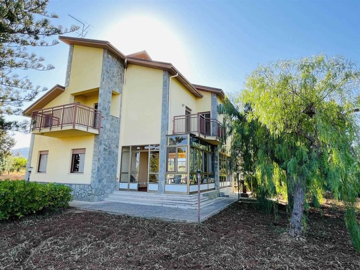 Image No.35-6 Bed Villa for sale