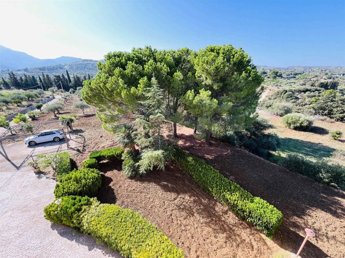 Image No.42-6 Bed Villa for sale