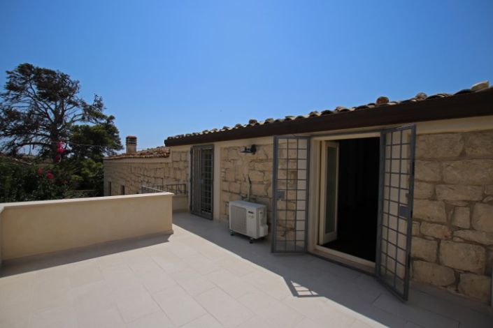 Image No.26-4 Bed Villa for sale