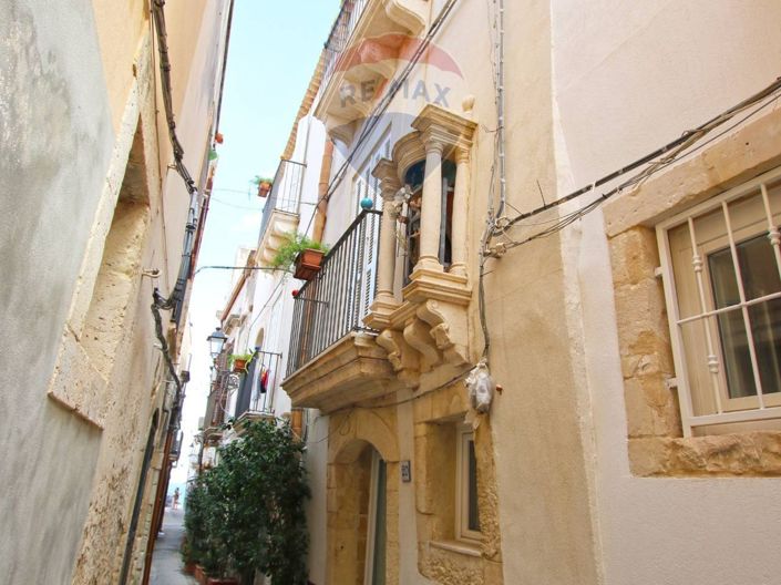 Image No.3-Maison de 5 chambres à vendre à Siracusa