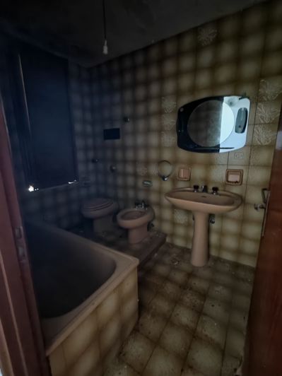 Image No.18-2 Bed House for sale