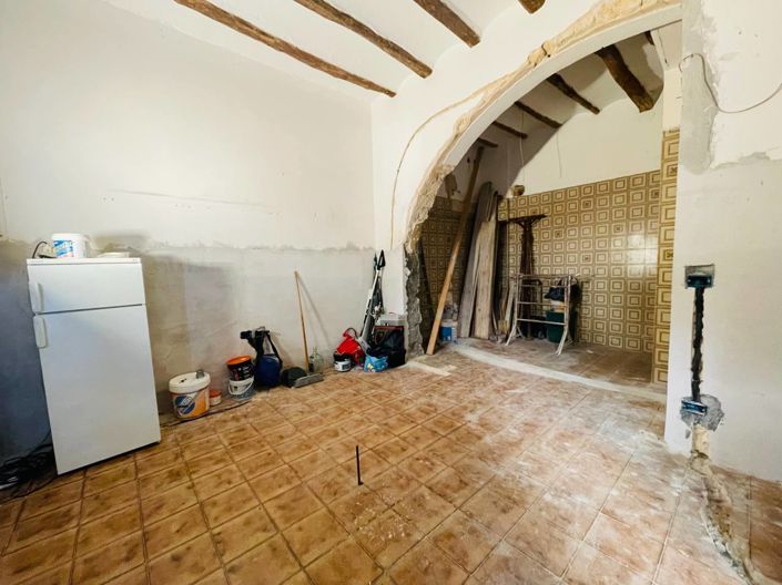 Image No.2-3 Bed Property for sale