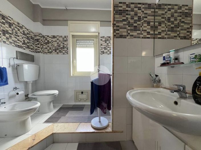 Image No.21-2 Bed Apartment for sale