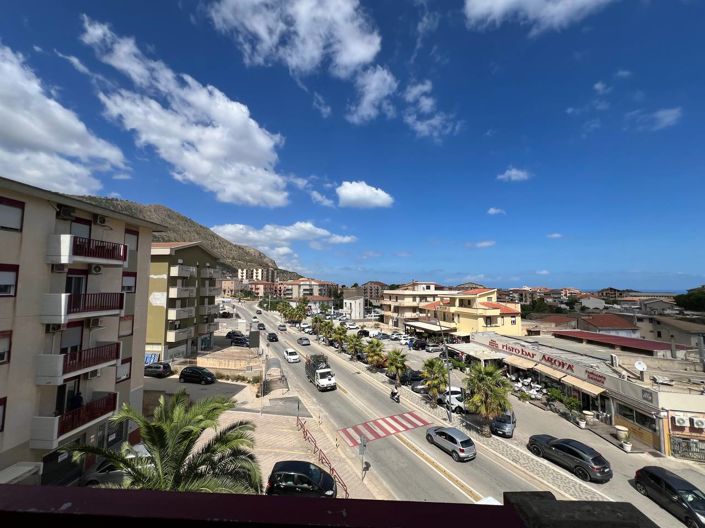 Image No.23-2 Bed Apartment for sale