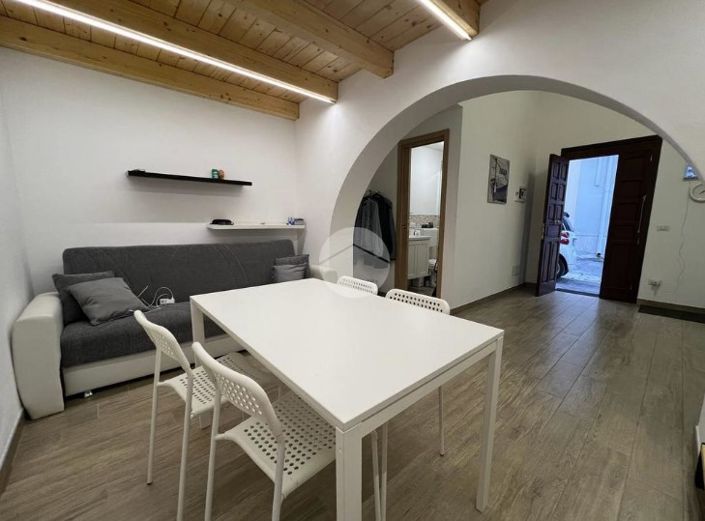 Image No.12-2 Bed Villa for sale