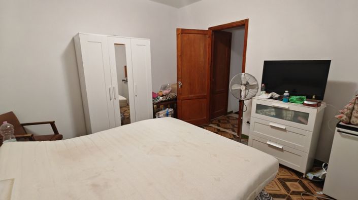 Image No.23-4 Bed House for sale