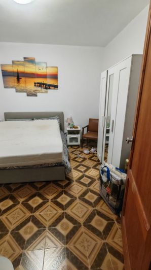 Image No.25-4 Bed House for sale