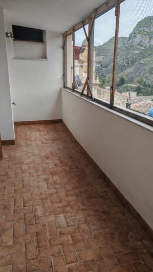 Image No.38-4 Bed House for sale