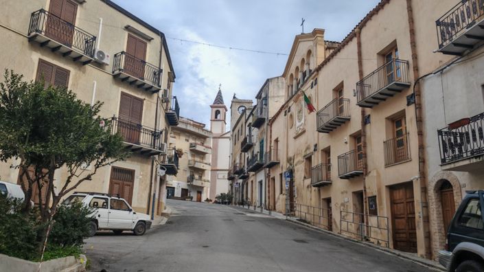 Image No.41-4 Bed House for sale