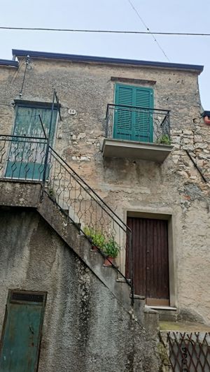 Image No.2-2 Bed House for sale