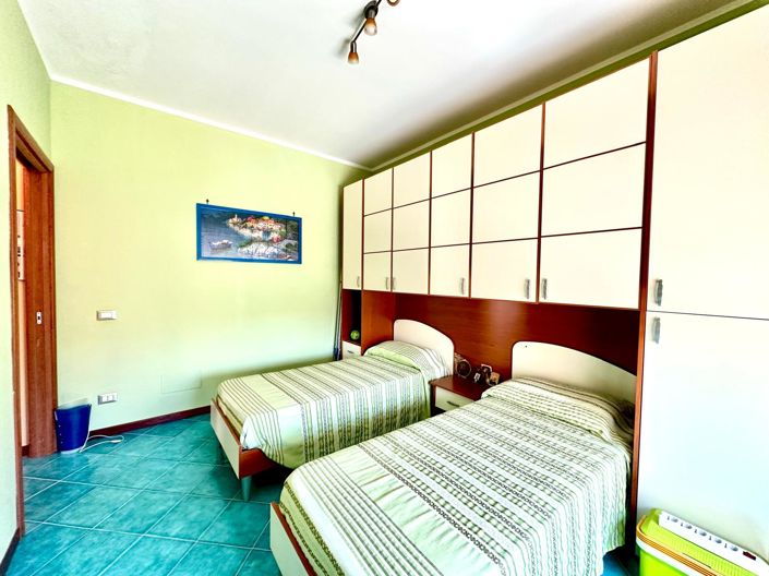 Image No.27-2 Bed Apartment for sale