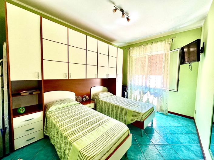 Image No.28-2 Bed Apartment for sale