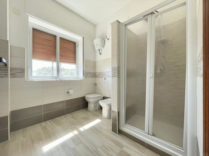 Image No.19-3 Bed Apartment for sale