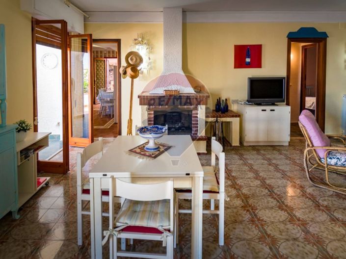 Image No.14-4 Bed Villa for sale