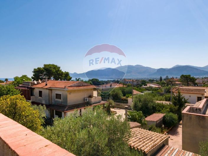 Image No.17-3 Bed Villa for sale