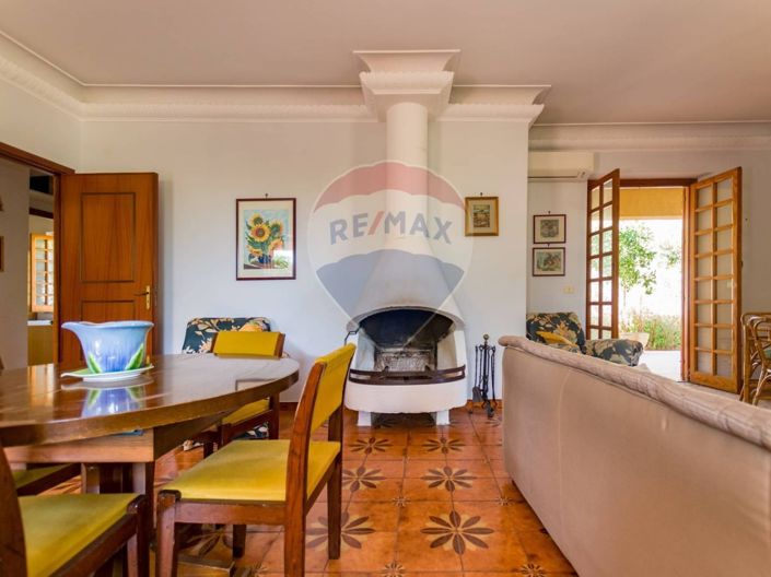 Image No.4-3 Bed Villa for sale