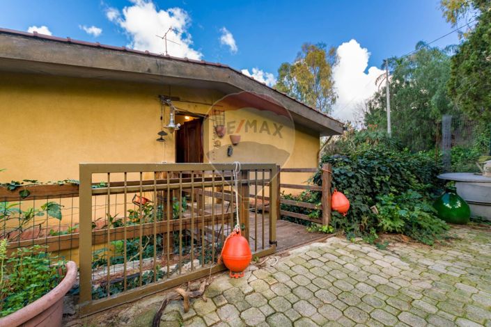 Image No.19-3 Bed Villa for sale