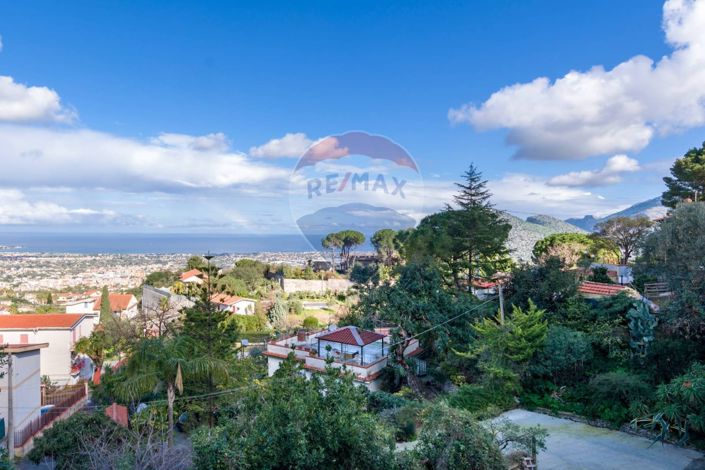 Image No.29-3 Bed Villa for sale