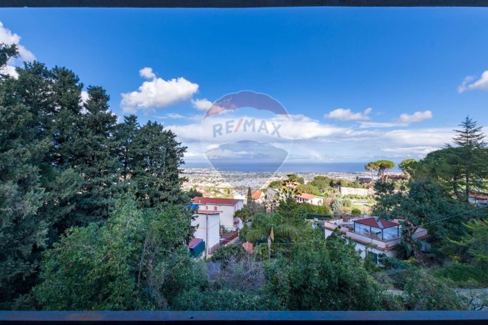 Image No.31-3 Bed Villa for sale