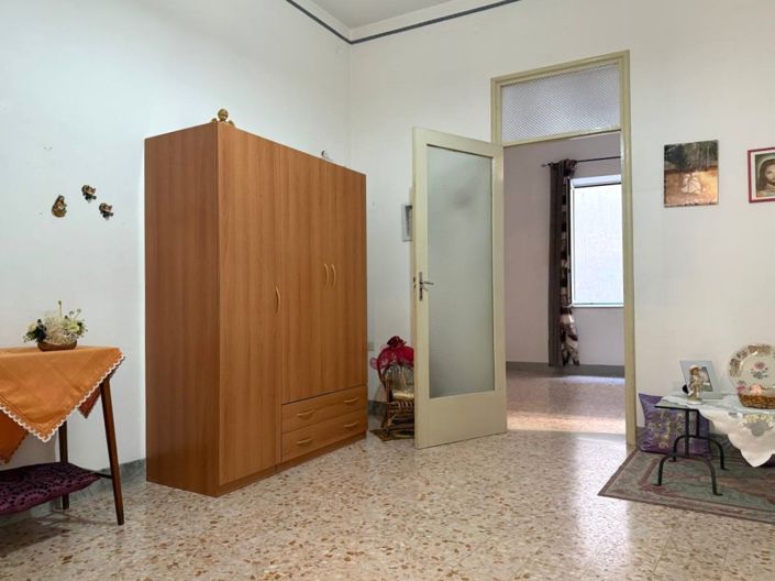 Image No.15-2 Bed Apartment for sale