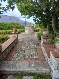 ciminna-pool-villa-350k-12