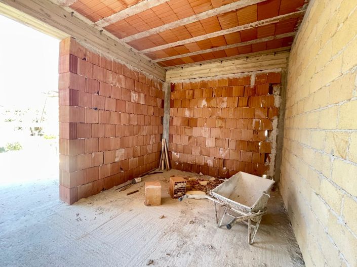 Image No.27-3 Bed Villa for sale