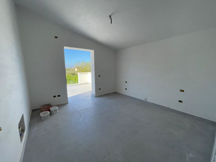 Image No.17-2 Bed Villa for sale