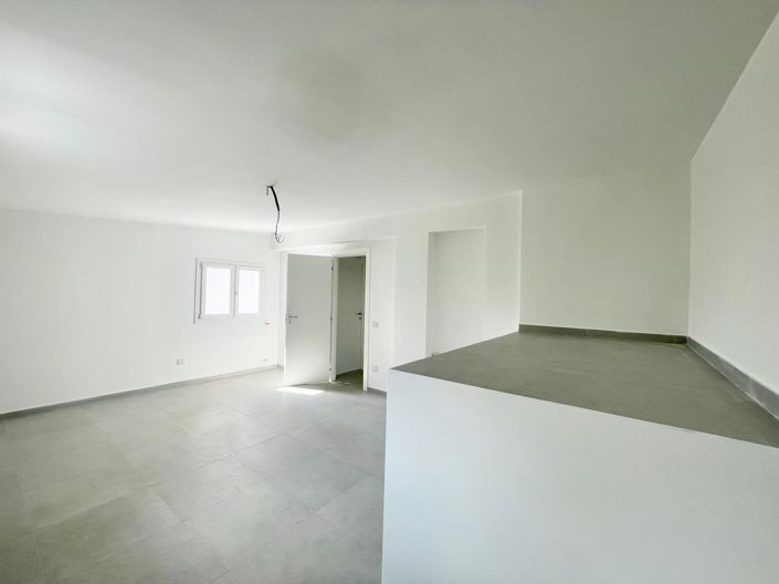 Image No.32-2 Bed Villa for sale