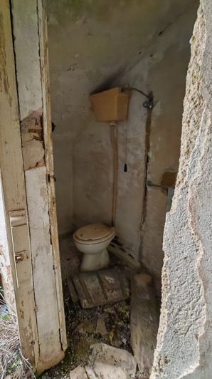 Image No.20-2 Bed House for sale