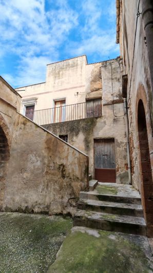 Image No.29-2 Bed House for sale