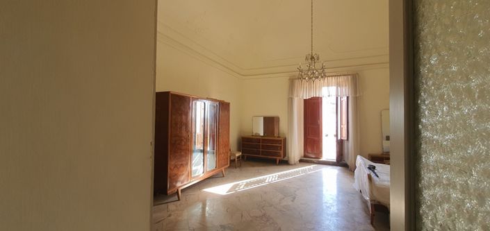 Image No.20-2 Bed Apartment for sale