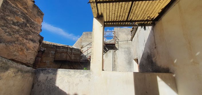 Image No.42-2 Bed Apartment for sale