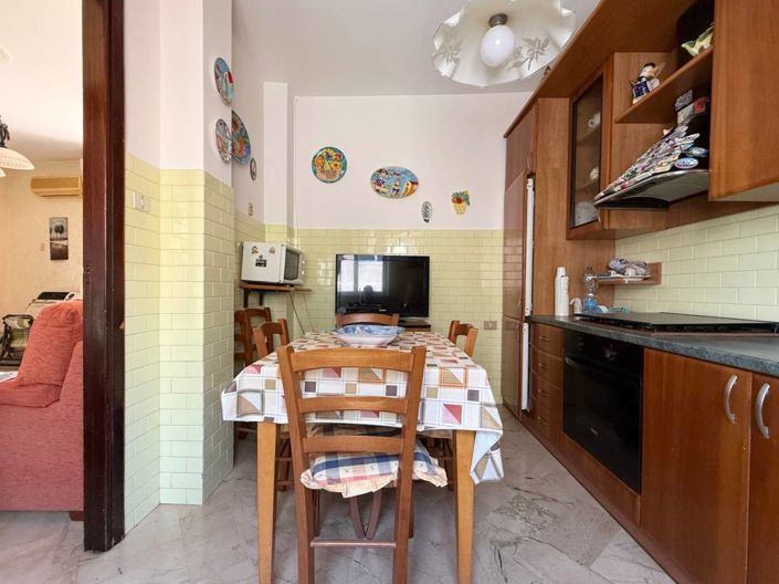 Image No.14-2 Bed Apartment for sale