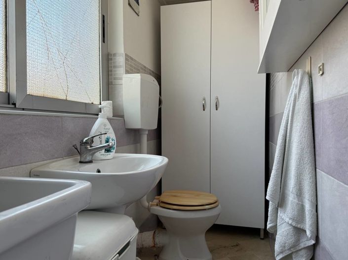 Image No.26-2 Bed Apartment for sale