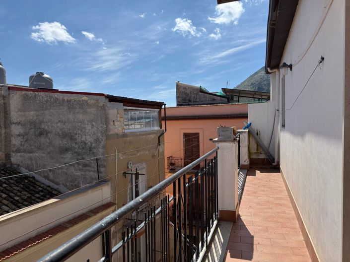 Image No.29-2 Bed Apartment for sale