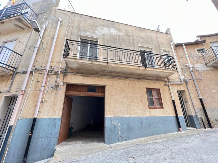 Image No.2-Maison de 3 chambres à vendre à Alcamo