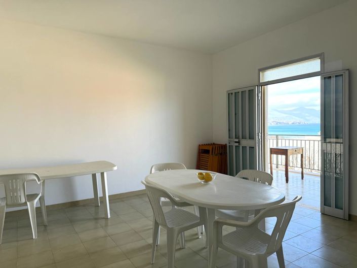 Image No.15-2 Bed Villa for sale