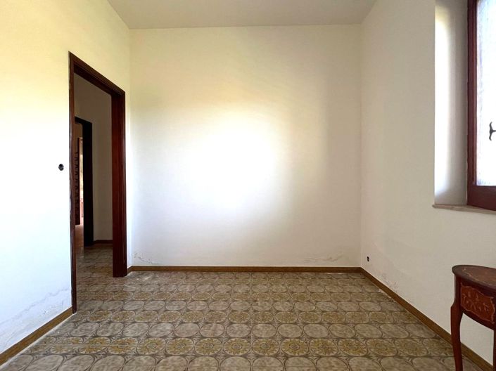 Image No.11-3 Bed Villa for sale